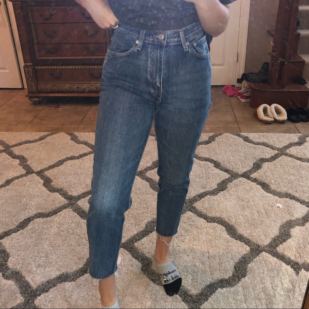 Levi’s moms the word mom jean w raw hem!